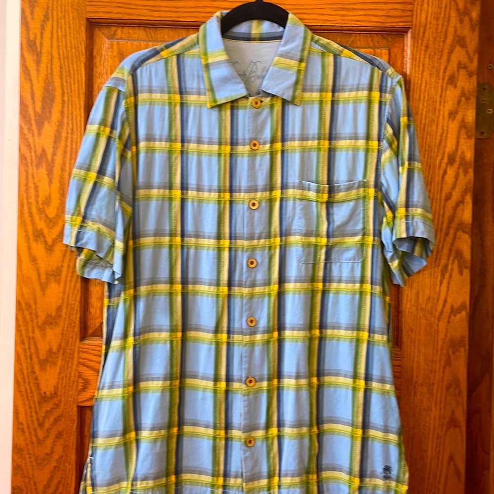 TOMMY BAHAMA M s/s shirt blue front pocket button front EXCELLENT lyocell
